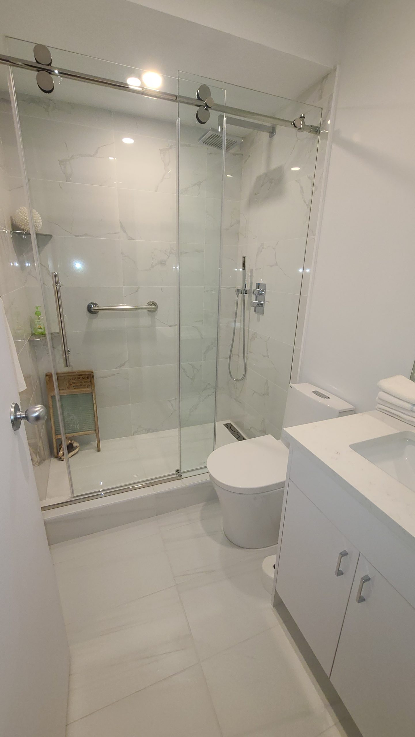 888 W 16th Vancouver